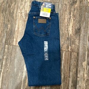 New Wrangler Women’s 14MWZ size 7x36